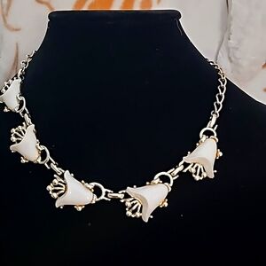 Vintage Goldtone And White Thermostat Flower Necklace.